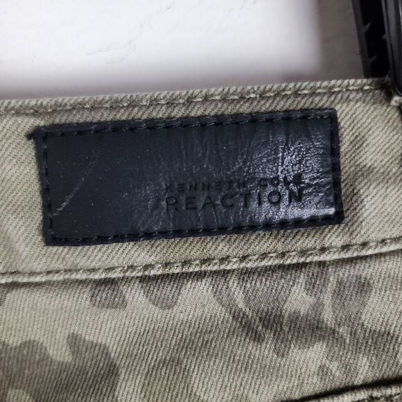 Kenneth Cole Reaction Camo Skinny Jeans Olive Green Army Green Size 27 - Picture 10 of 16